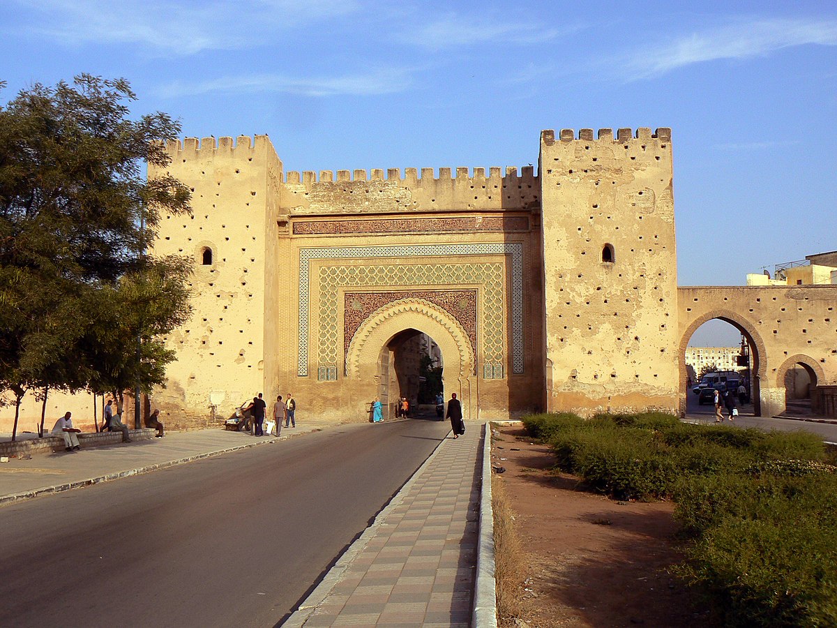 Explore ancient alleyways, bustling markets, and historic landmarks in this UNESCO World Heritage site.